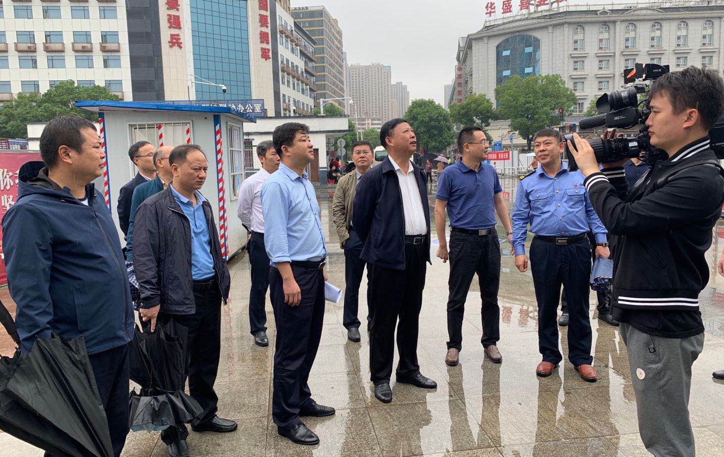 鹰潭市委书记郭安,鹰潭市副市长张志坚,市委组织部副部长褚小涛,市